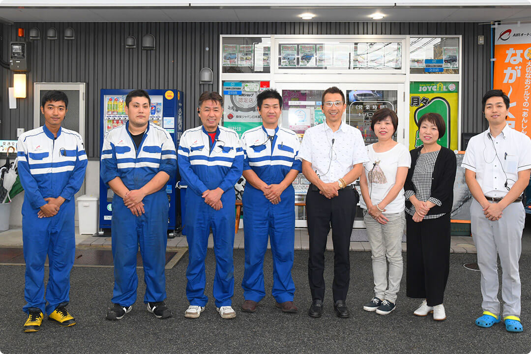 櫻井モータース商会集合写真